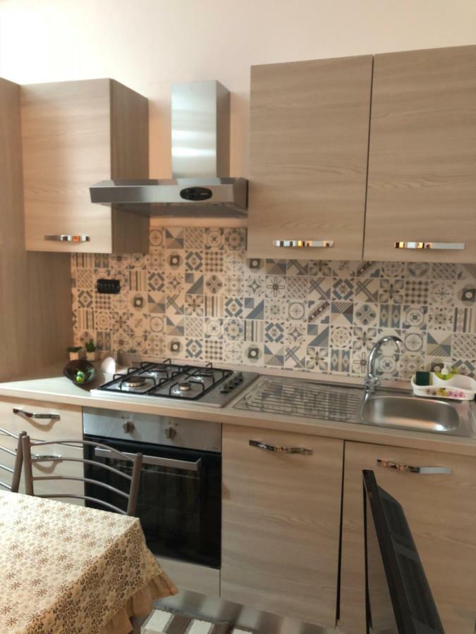La Maison De Daniele Et Maria Apartment Fontane Bianche Bagian luar foto