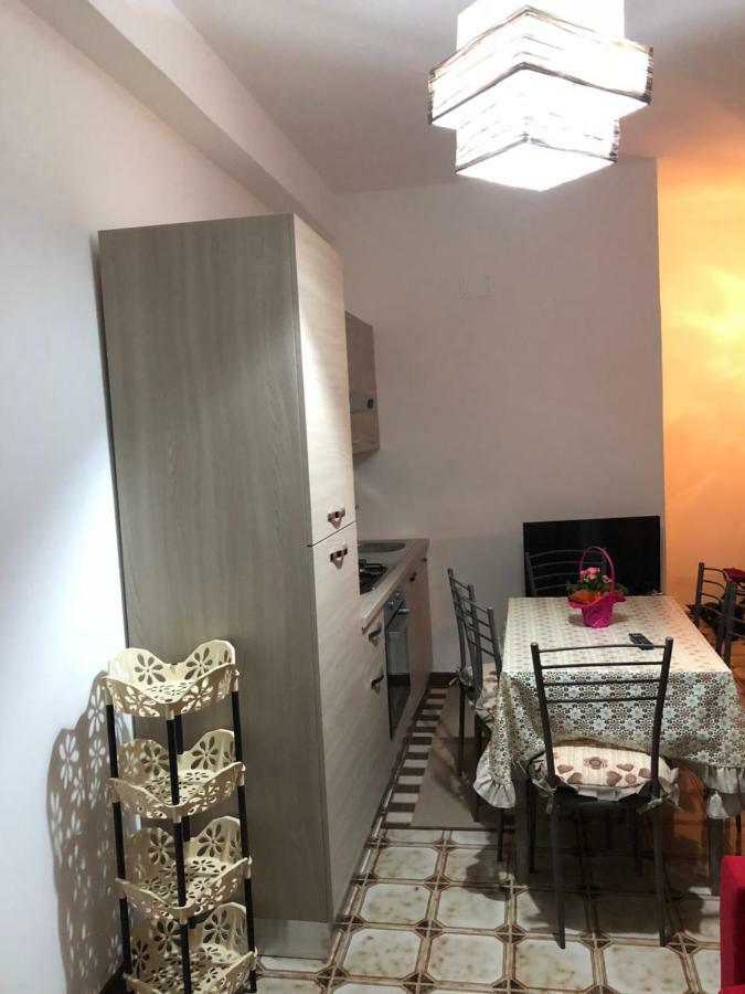 La Maison De Daniele Et Maria Apartment Fontane Bianche Bagian luar foto